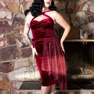 Heavenly Merlot Velvet Double Cross Dress with matching cape - 3X NWT TOBS
